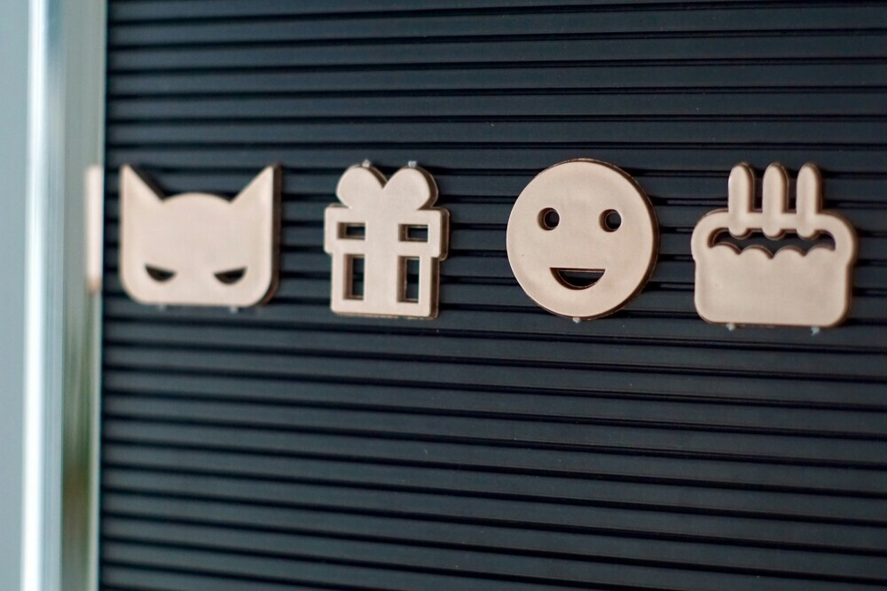 Decoding Symbols and Themes